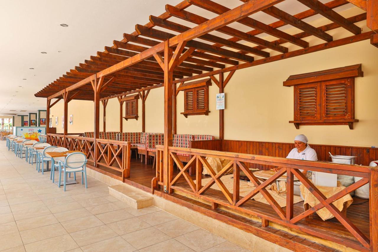 Crystal Sunset Luxury Resort & Spa Side Esterno foto
